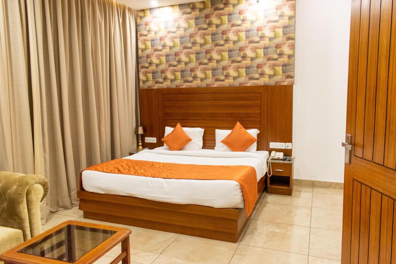 Grand Hotel Nawanshahr Nawāshahr Екстериор снимка