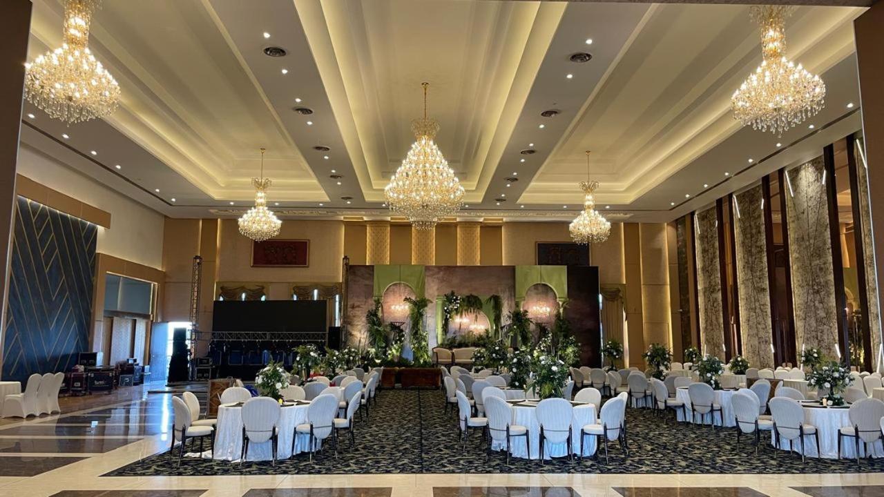 Grand Hotel Nawanshahr Nawāshahr Екстериор снимка
