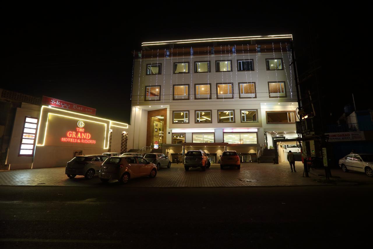 Grand Hotel Nawanshahr Nawāshahr Екстериор снимка