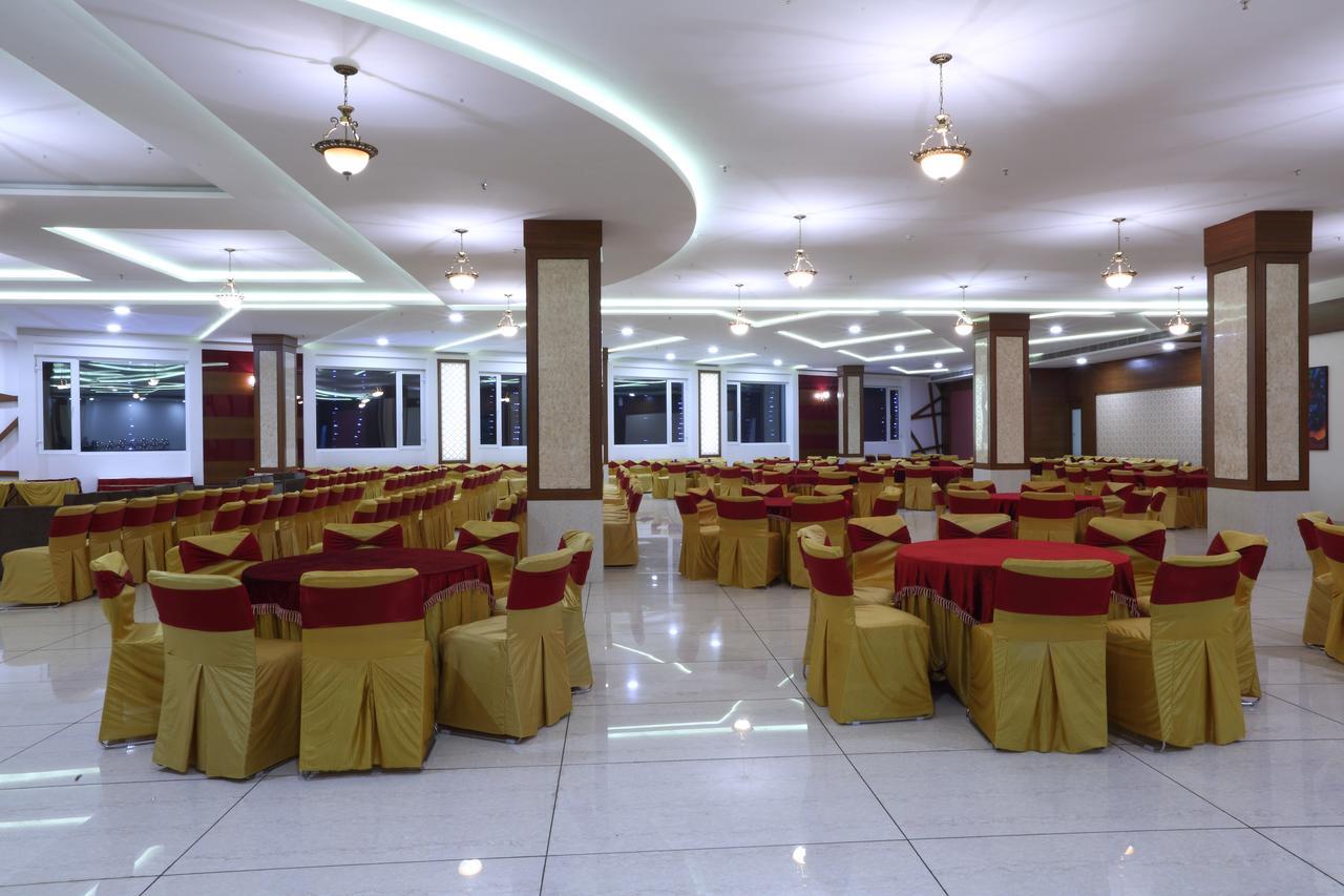 Grand Hotel Nawanshahr Nawāshahr Екстериор снимка