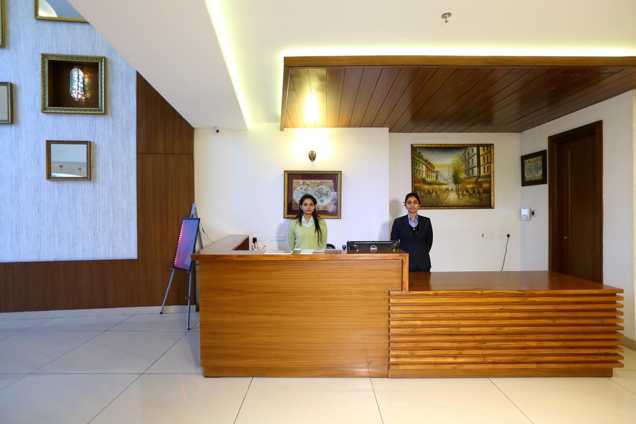 Grand Hotel Nawanshahr Nawāshahr Екстериор снимка