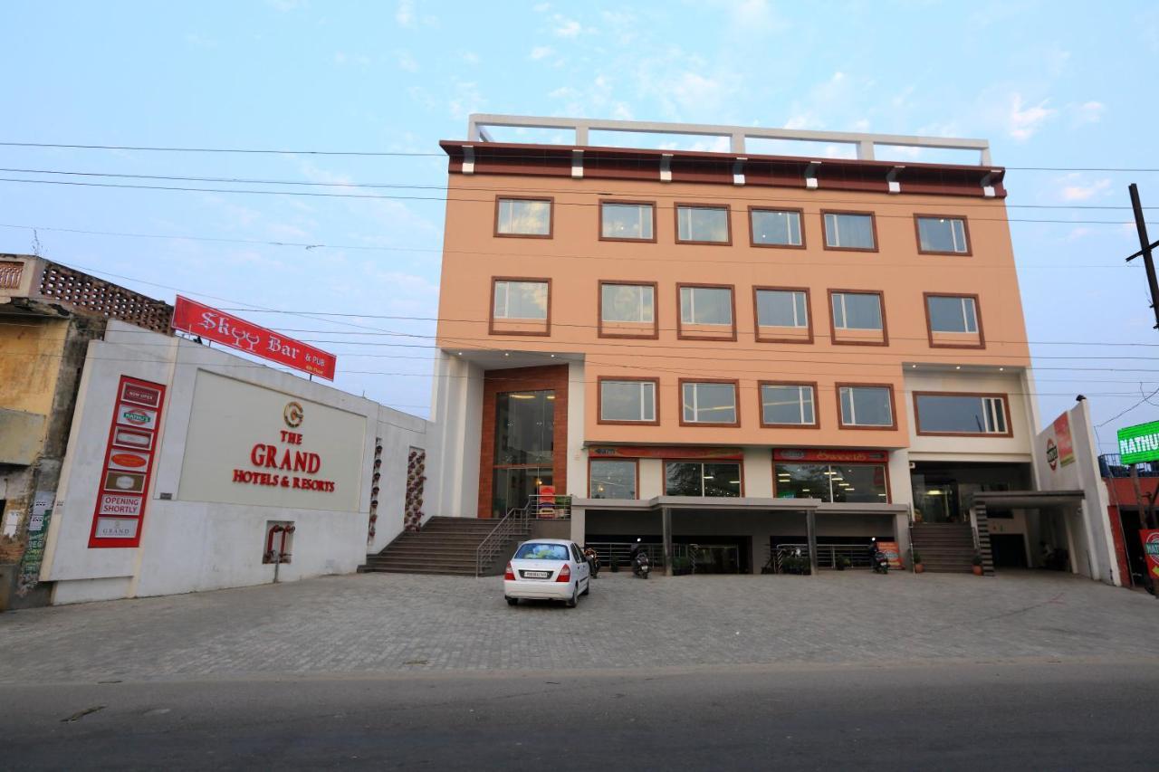 Grand Hotel Nawanshahr Nawāshahr Екстериор снимка