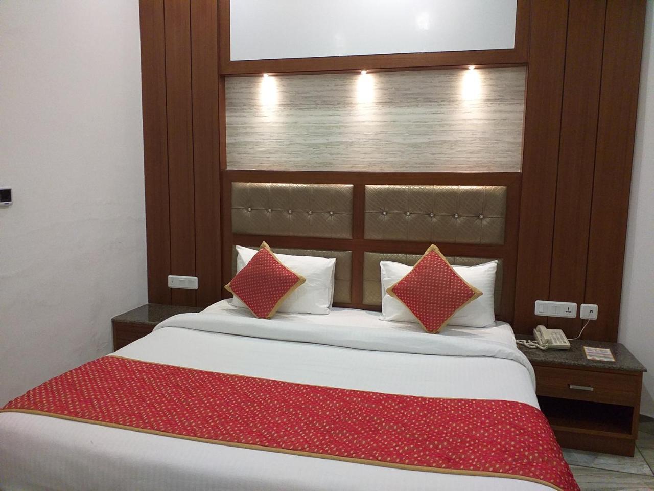 Grand Hotel Nawanshahr Nawāshahr Екстериор снимка