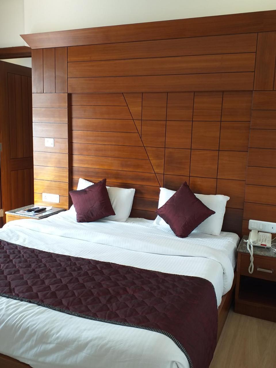 Grand Hotel Nawanshahr Nawāshahr Екстериор снимка